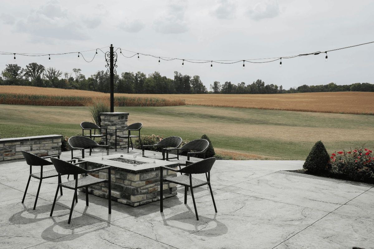 Stamped concrete patio with ashlar slate pattern