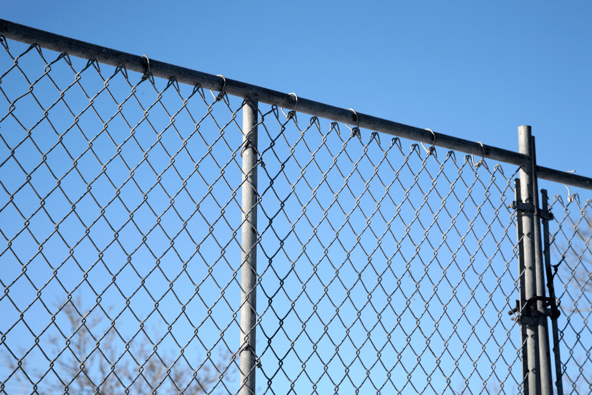 Commercial chain link fence